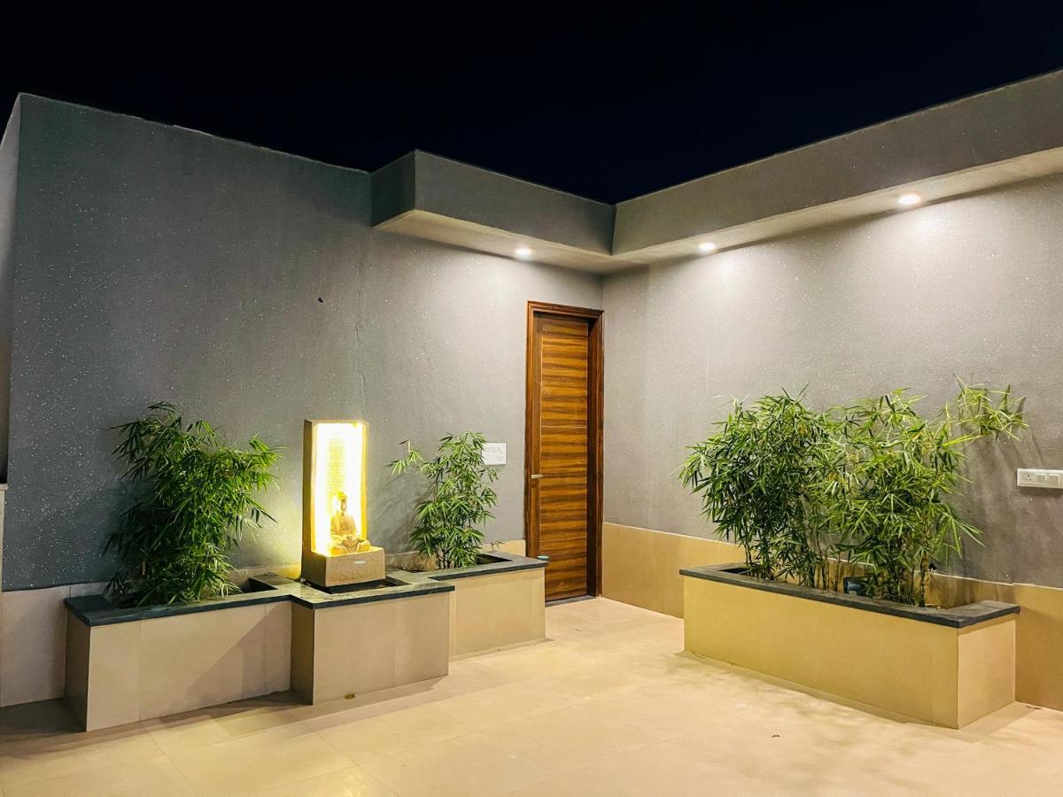 Inception Residence Gurgaon Exterior photo